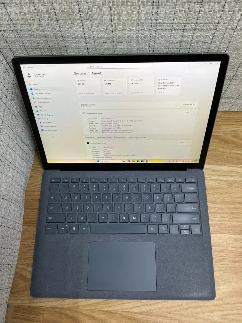 Microsoft surface laptop
